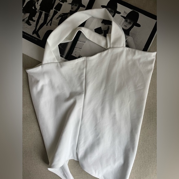 Abercrombie & Fitch Seamless Square Neck Bodysuit In White Size L - Picture 12 of 14